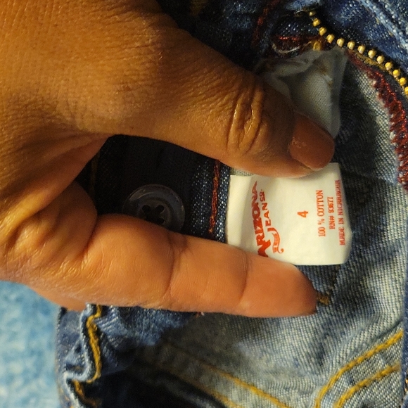 Shorts - Picture 3 of 6